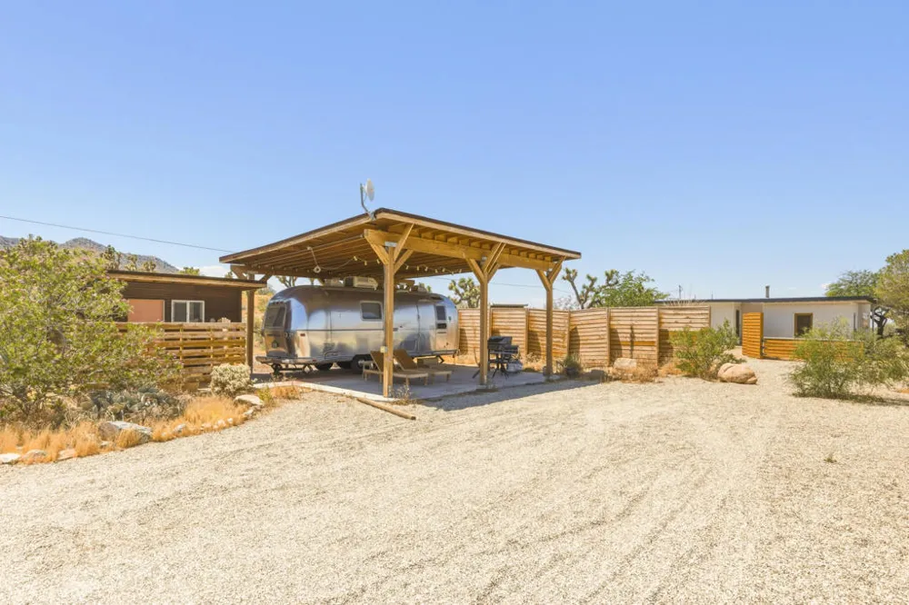 8669 Via Rocosa Road Joshua Tree, CA 92252