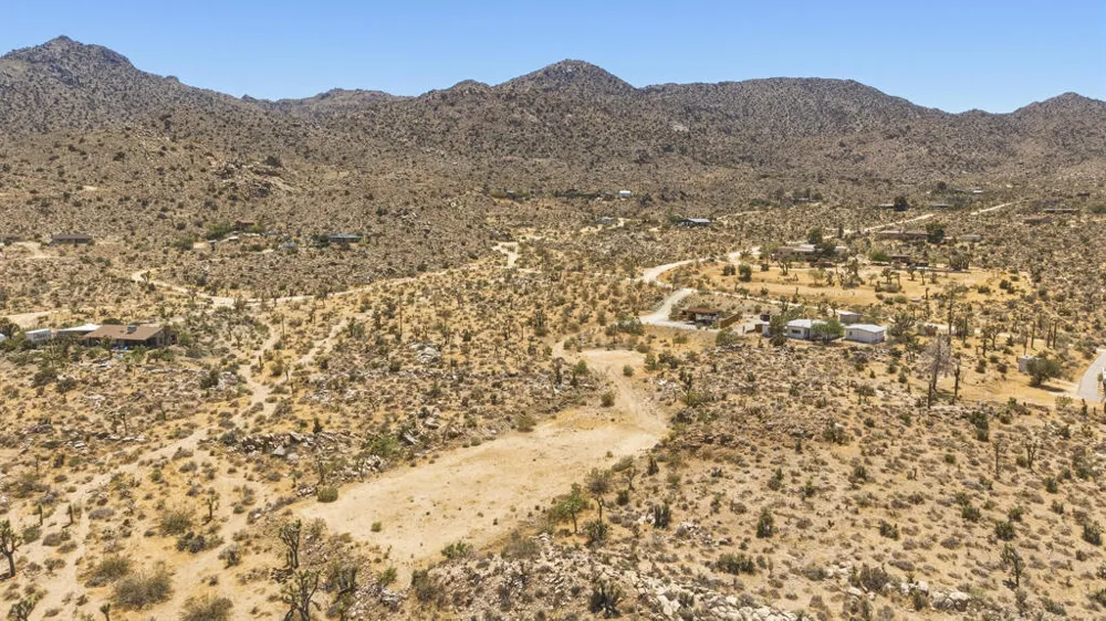 8669 Via Rocosa Road Joshua Tree, CA 92252