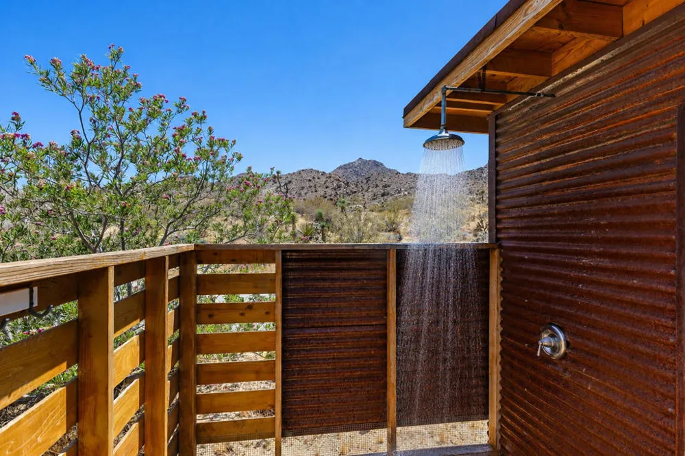 8669 Via Rocosa Road Joshua Tree, CA 92252