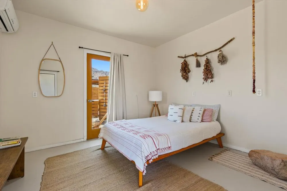 8669 Via Rocosa Road Joshua Tree, CA 92252