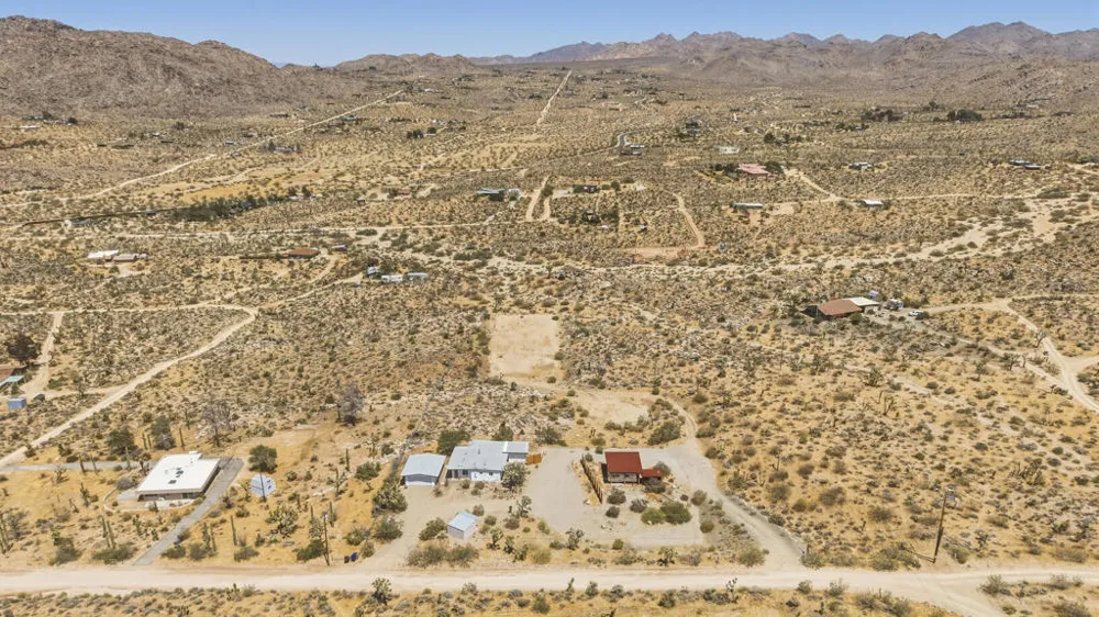 8669 Via Rocosa Road Joshua Tree, CA 92252