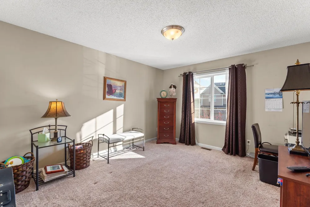 2606 Waterfall Way NW Prior Lake, MN 55372