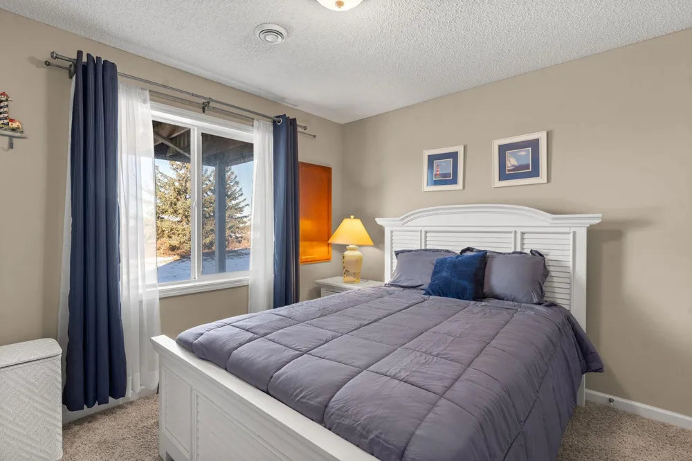 2606 Waterfall Way NW Prior Lake, MN 55372