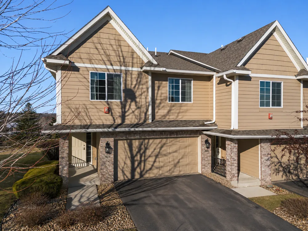 2606 Waterfall Way NW Prior Lake, MN 55372