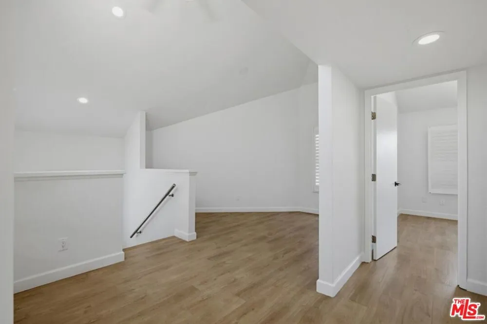 4225 Andros Circle Huntington Beach, CA 92649