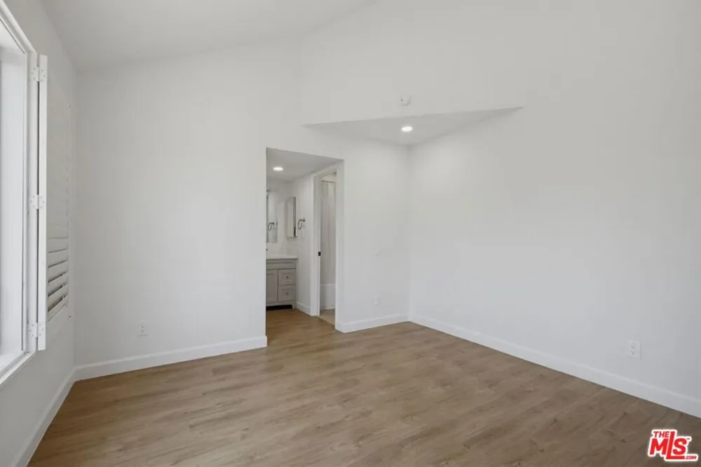 4225 Andros Circle Huntington Beach, CA 92649