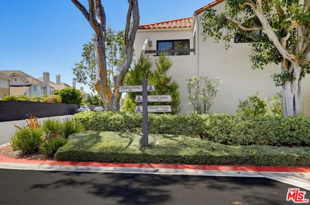 4225 Andros Circle Huntington Beach, CA 92649