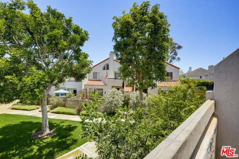 4225 Andros Circle Huntington Beach, CA 92649