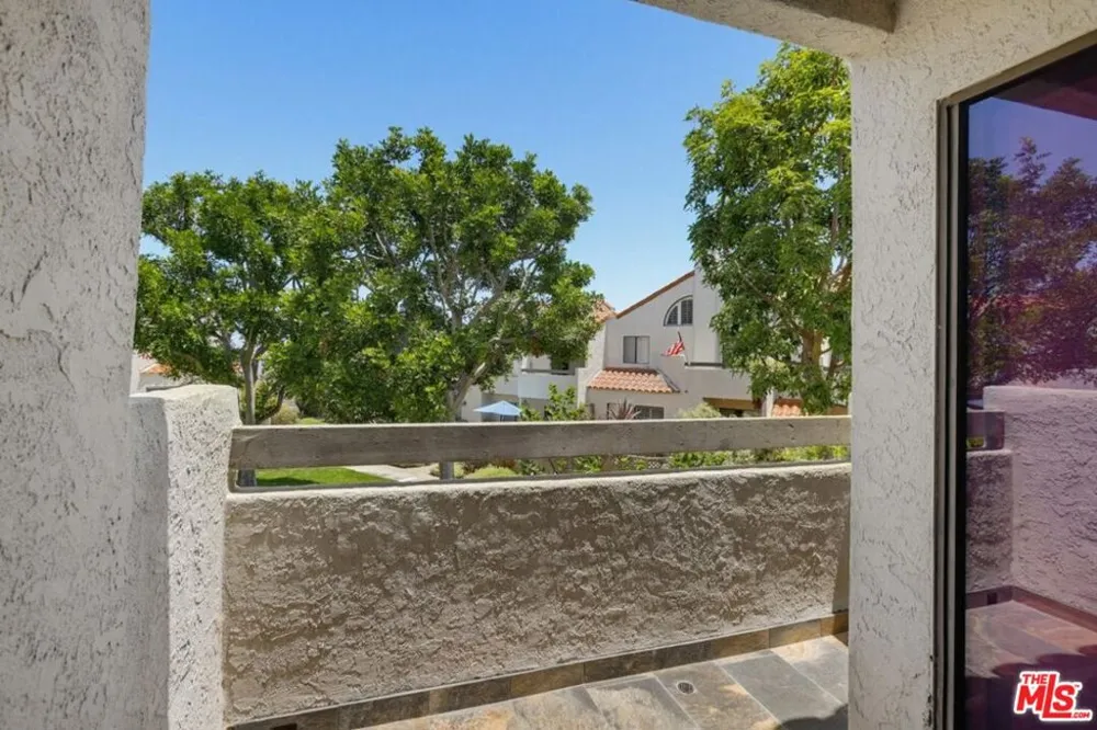 4225 Andros Circle Huntington Beach, CA 92649