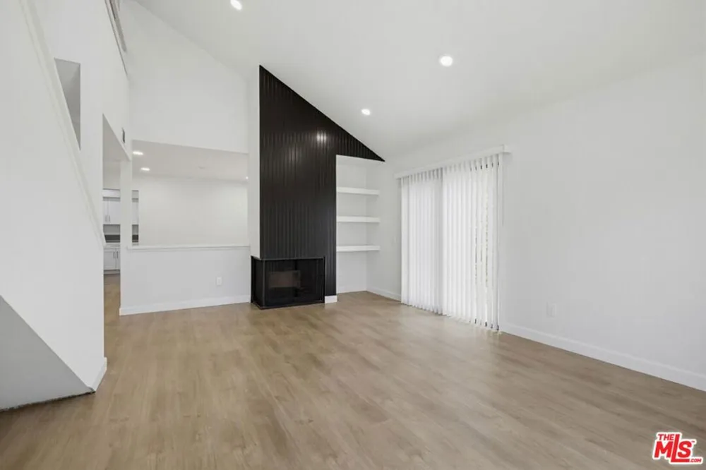 4225 Andros Circle Huntington Beach, CA 92649
