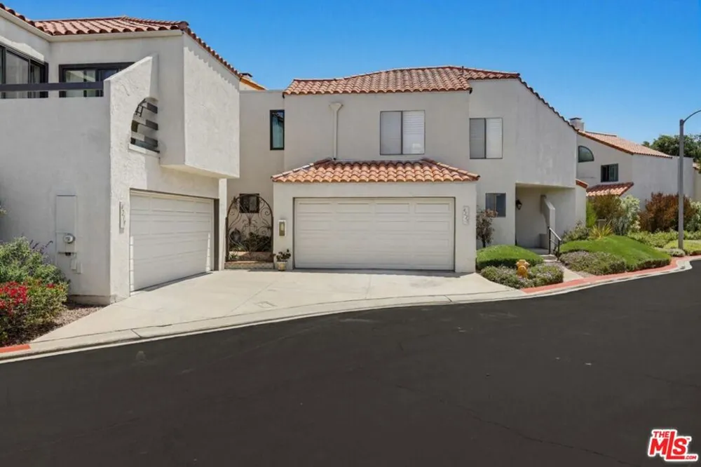 4225 Andros Circle Huntington Beach, CA 92649