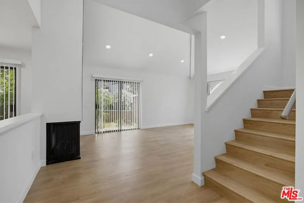4225 Andros Circle Huntington Beach, CA 92649