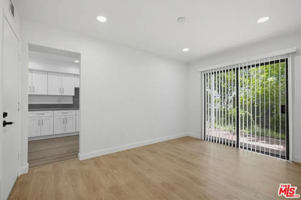 4225 Andros Circle Huntington Beach, CA 92649