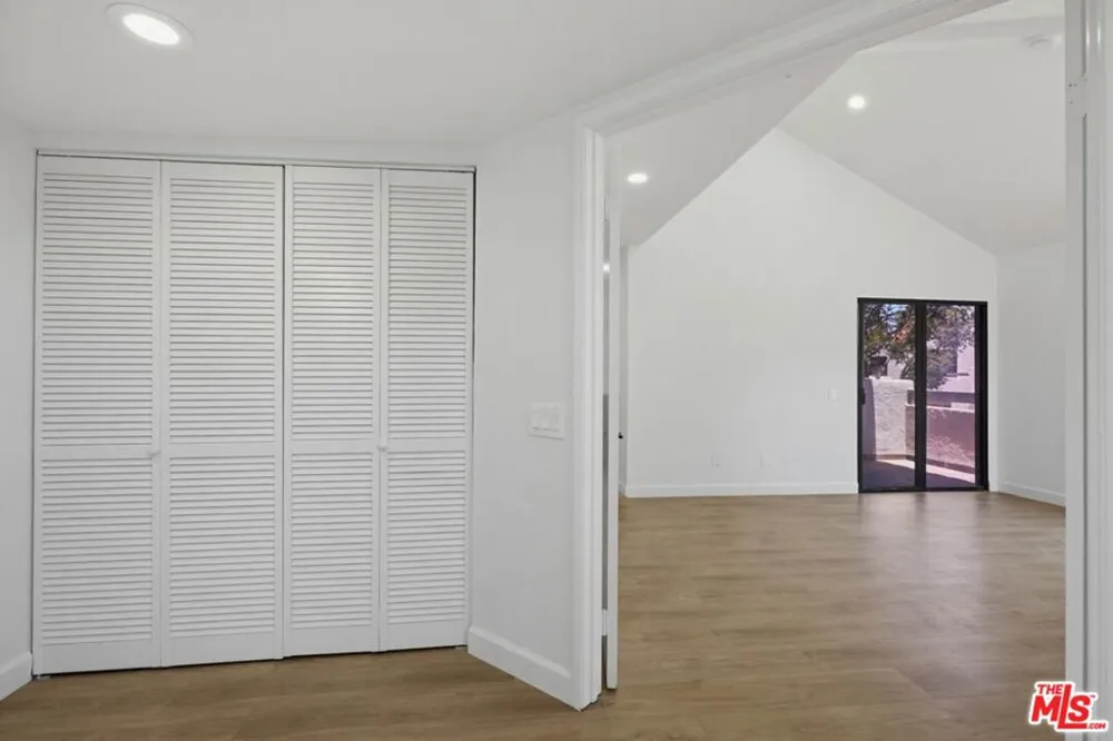 4225 Andros Circle Huntington Beach, CA 92649