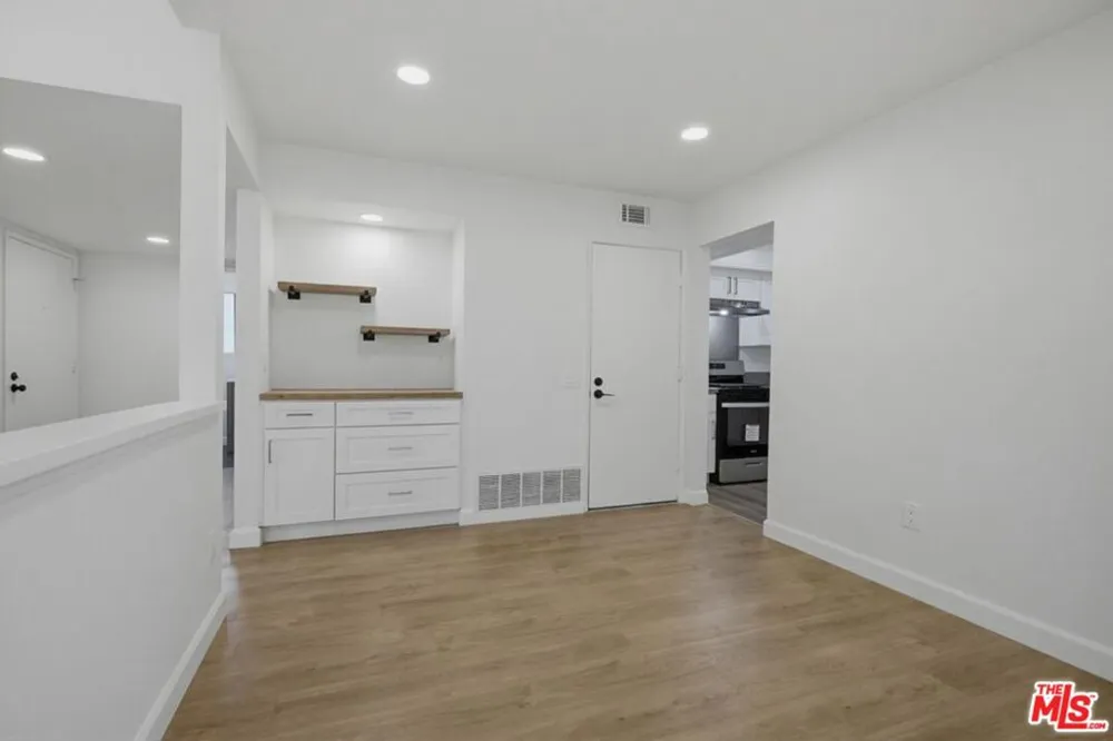 4225 Andros Circle Huntington Beach, CA 92649