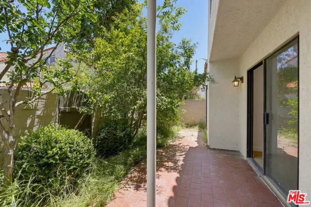 4225 Andros Circle Huntington Beach, CA 92649