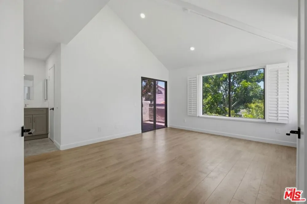 4225 Andros Circle Huntington Beach, CA 92649