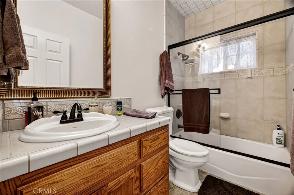 14847 Crescent Magalia, CA 95954