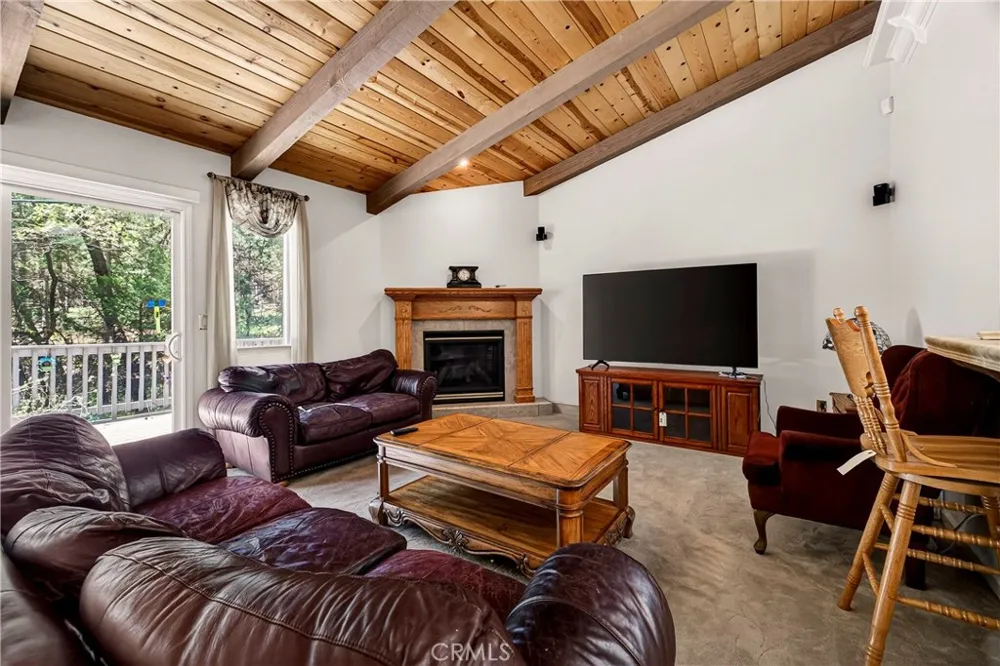 14847 Crescent Magalia, CA 95954