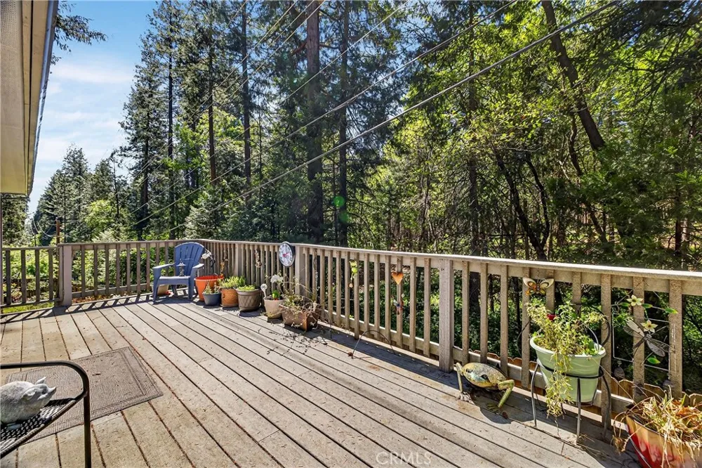 14847 Crescent Magalia, CA 95954