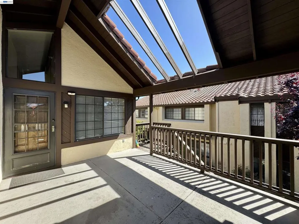 14382 Outrigger Dr San Leandro, CA 94577