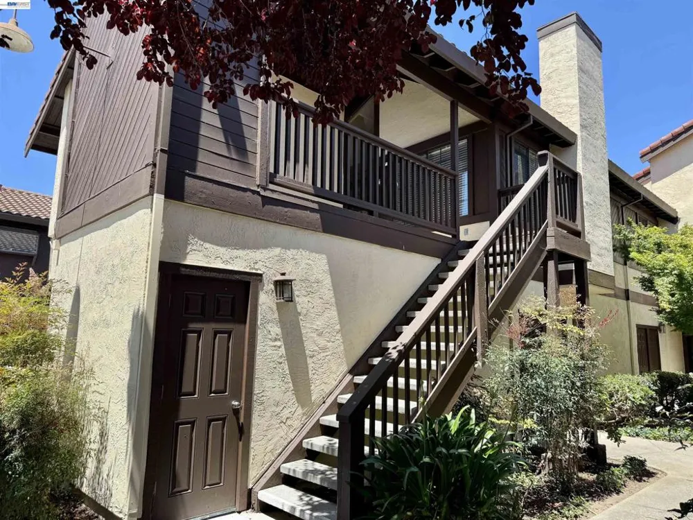 14382 Outrigger Dr San Leandro, CA 94577
