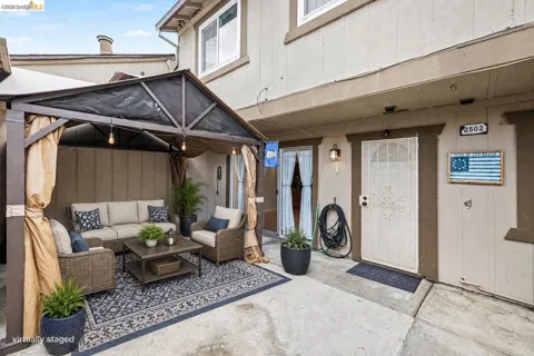 2502 Princeton Ln