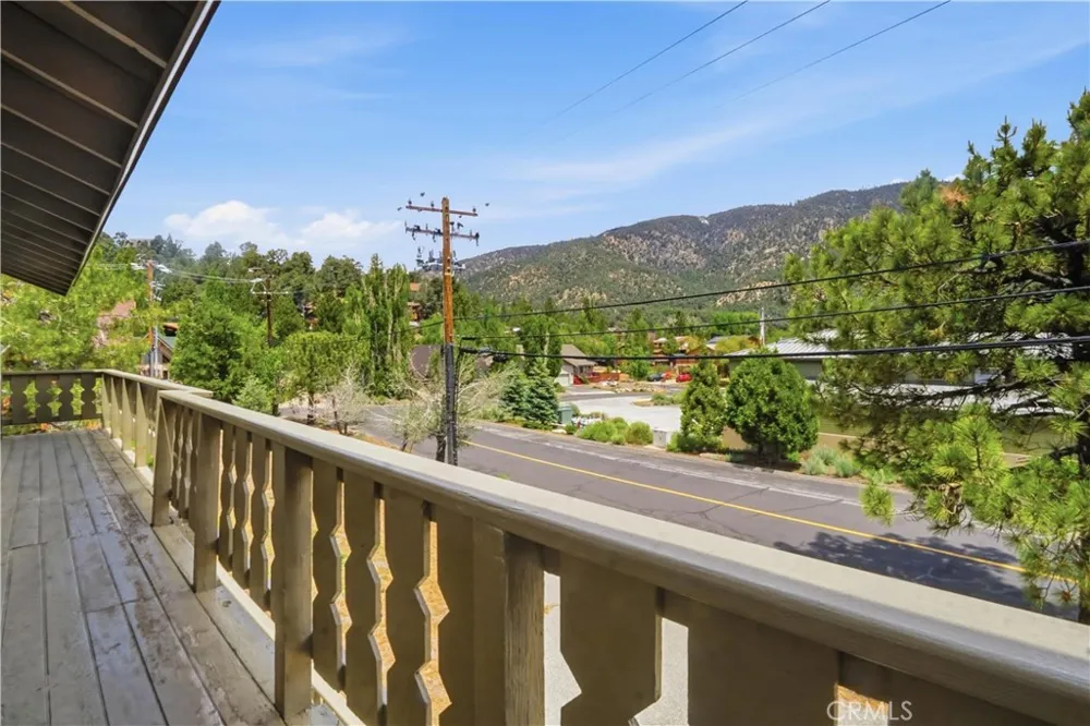 2325 Cypress Pine Mountain Club, CA 93222