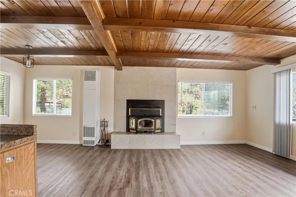 2325 Cypress Pine Mountain Club, CA 93222