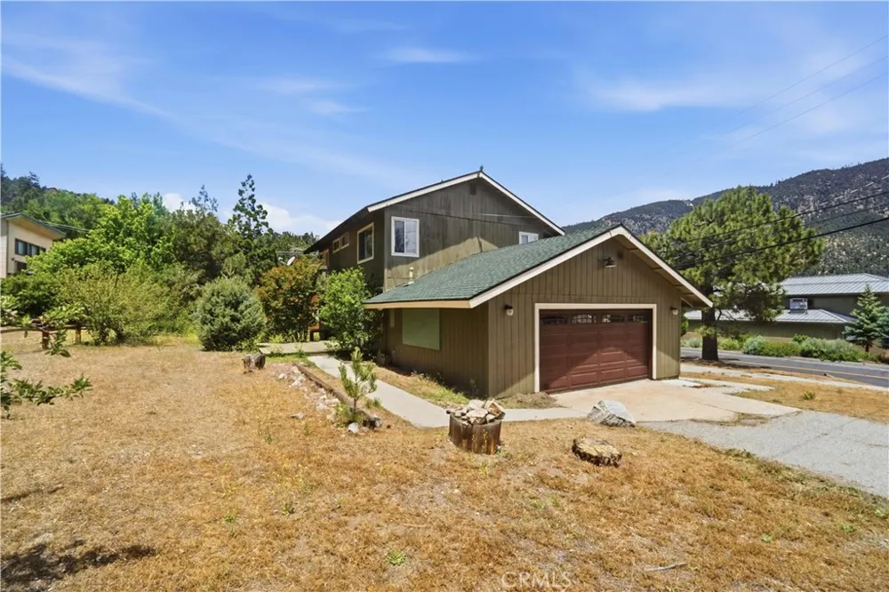 2325 Cypress Pine Mountain Club, CA 93222
