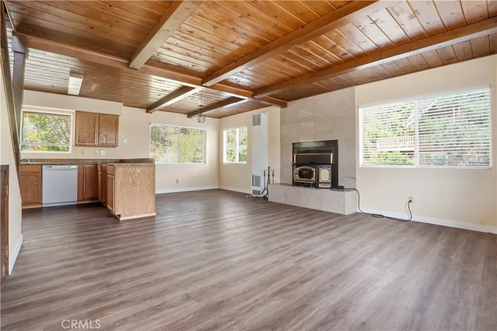 2325 Cypress Pine Mountain Club, CA 93222