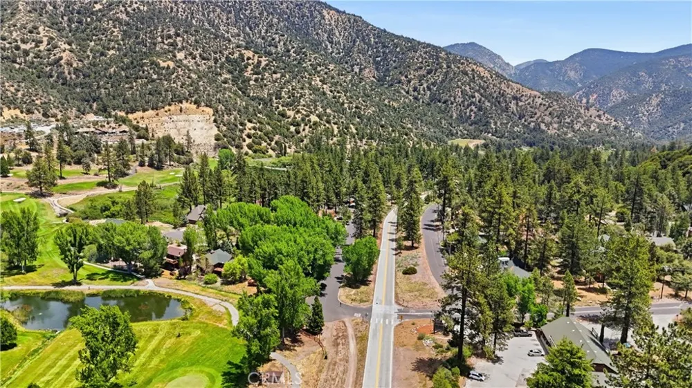 2325 Cypress Pine Mountain Club, CA 93222