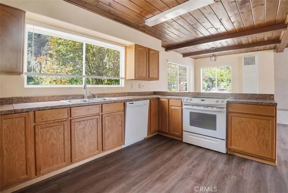 2325 Cypress Pine Mountain Club, CA 93222
