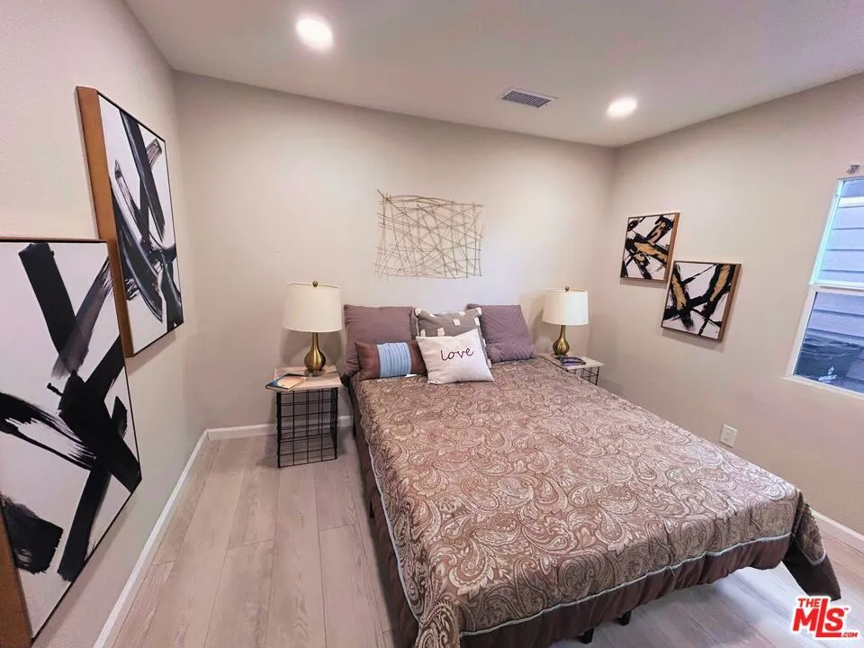 1109 Chester Avenue Inglewood, CA 90302