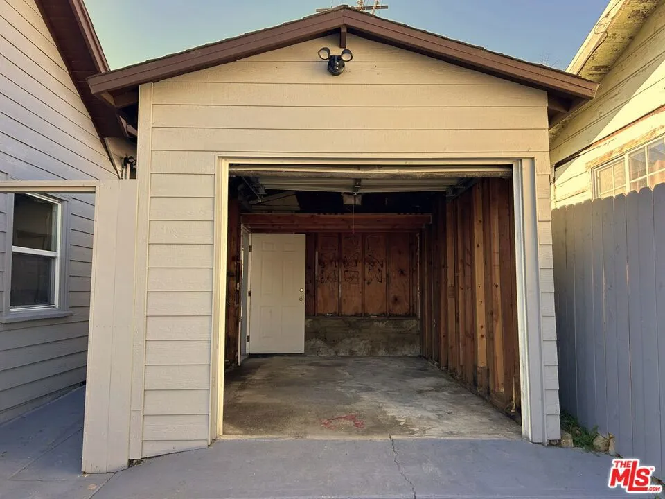 1109 Chester Avenue Inglewood, CA 90302