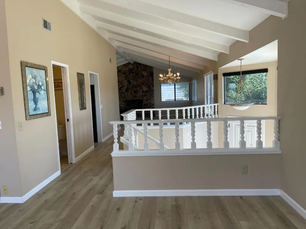 60 Franks Drive Hollister, CA 95023