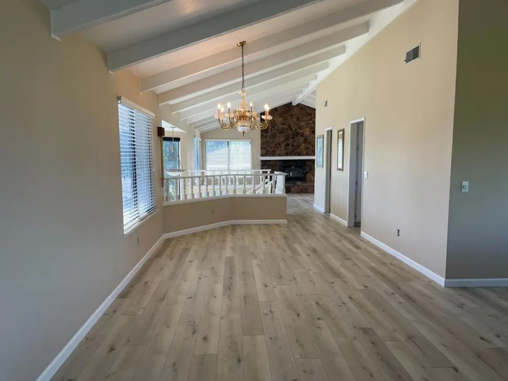 60 Franks Drive Hollister, CA 95023