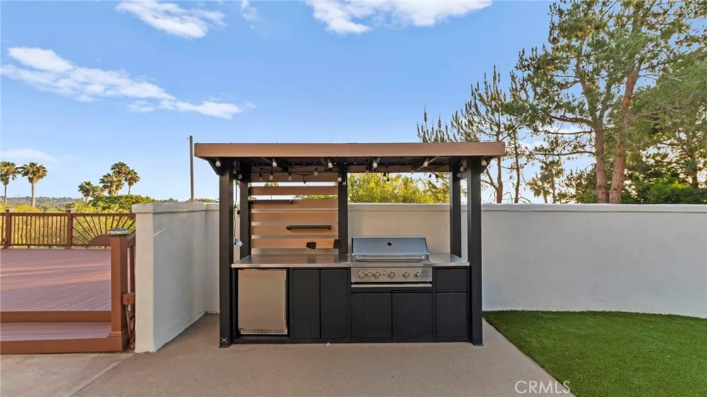 1726 Kings Road Vista, CA 92084