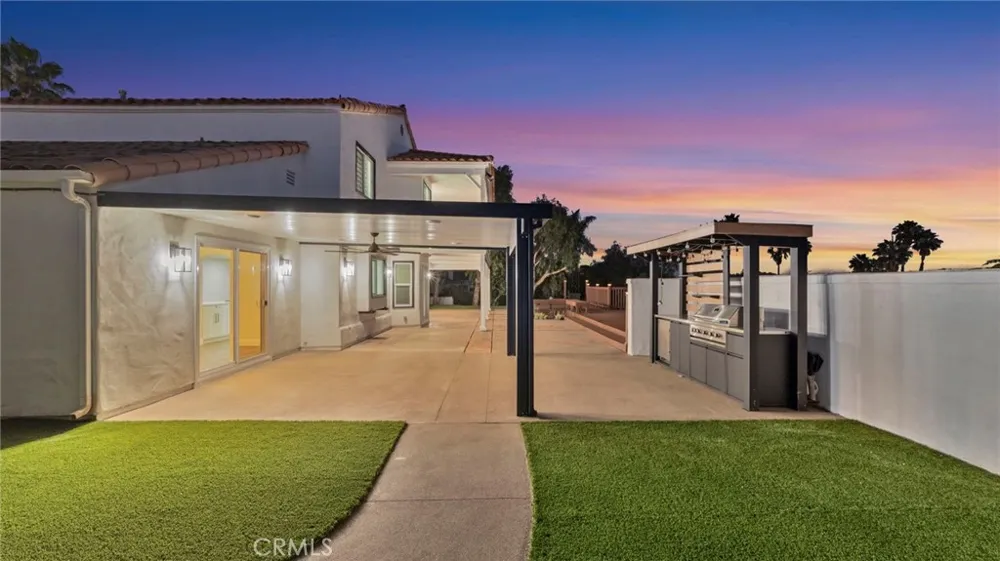 1726 Kings Road Vista, CA 92084