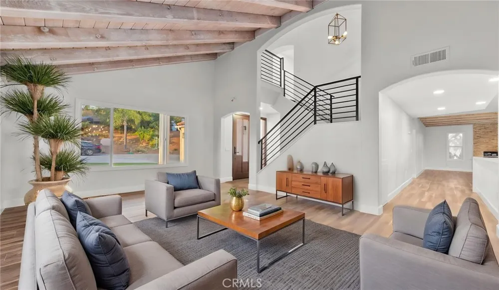 1726 Kings Road Vista, CA 92084