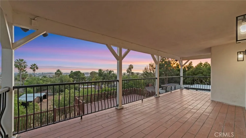 1726 Kings Road Vista, CA 92084