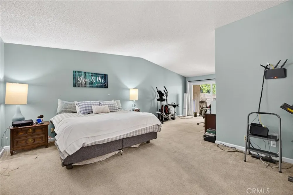 909 Shady Lane Glendora, CA 91740