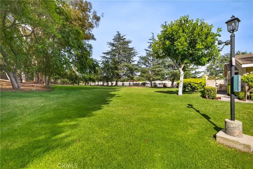 909 Shady Lane Glendora, CA 91740