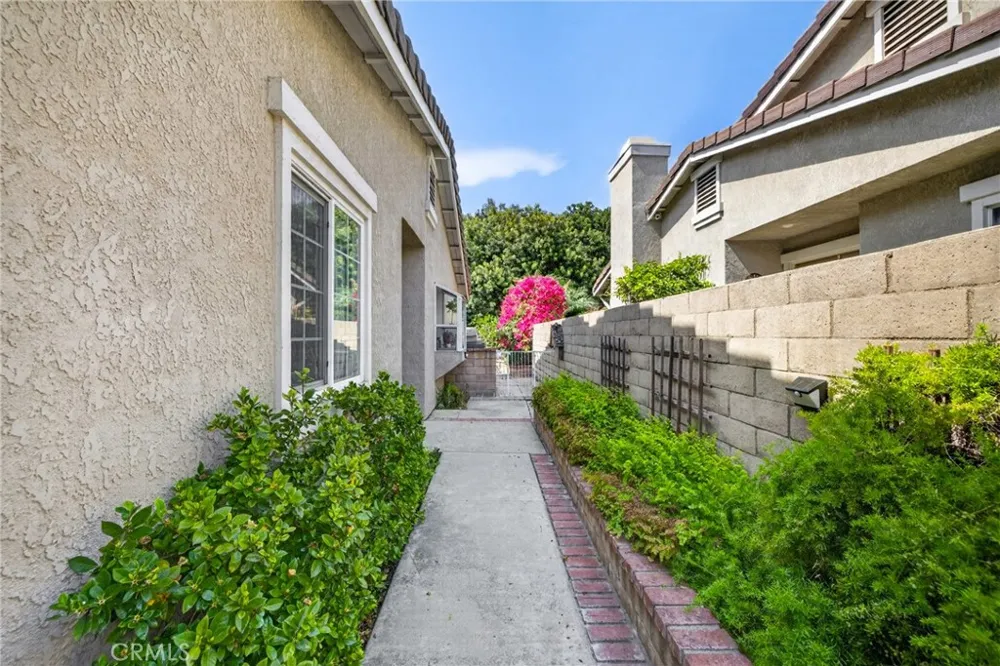 909 Shady Lane Glendora, CA 91740
