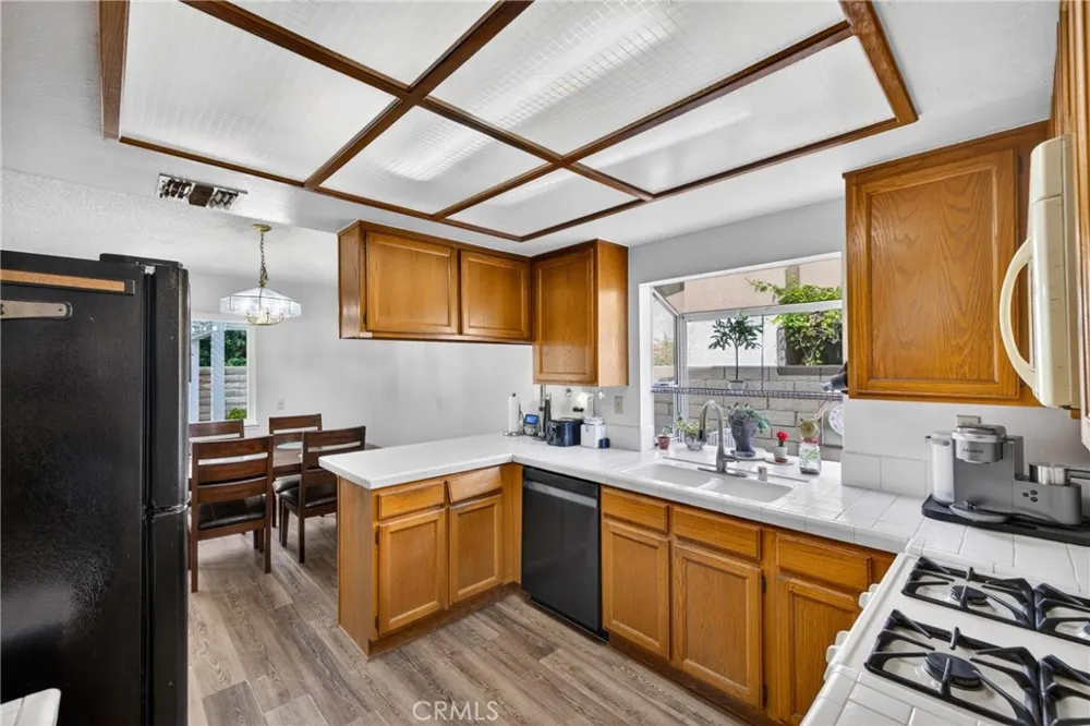 909 Shady Lane Glendora, CA 91740