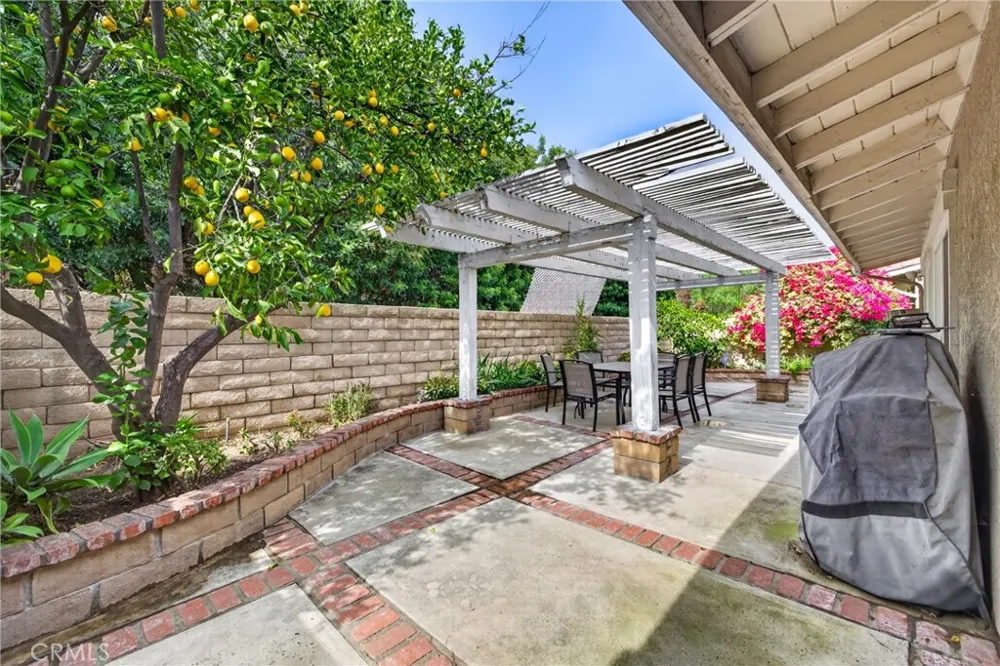 909 Shady Lane Glendora, CA 91740