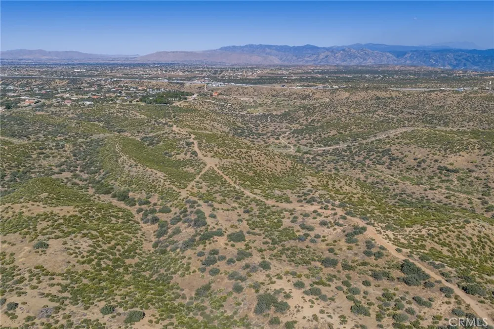 9785 Whitehaven Hesperia, CA 92344