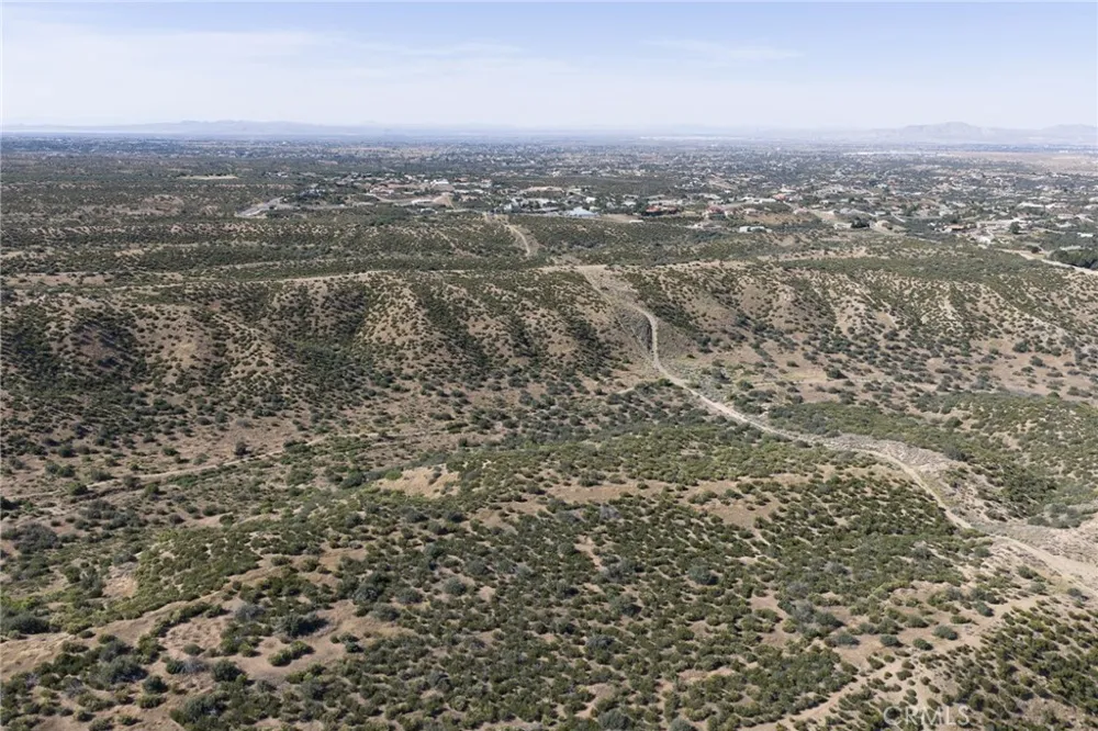 9785 Whitehaven Hesperia, CA 92344
