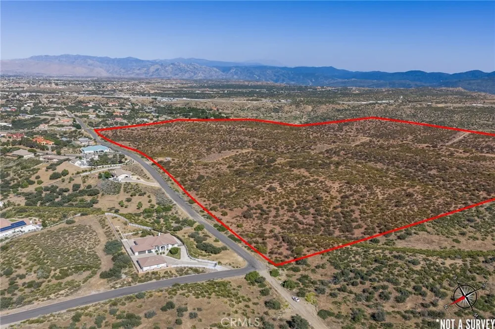 9785 Whitehaven Hesperia, CA 92344