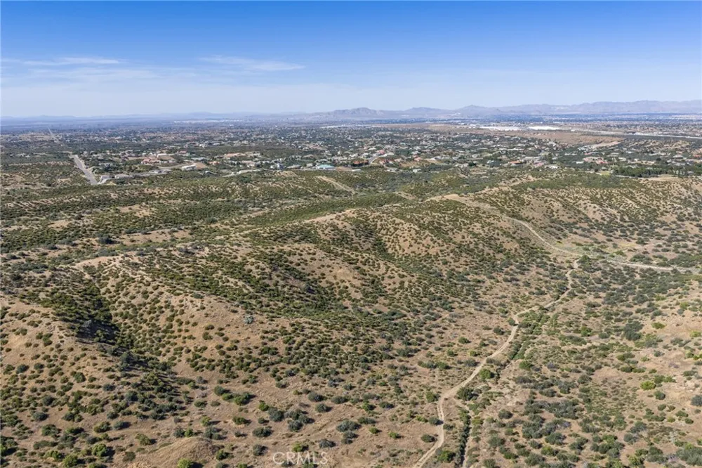 9785 Whitehaven Hesperia, CA 92344